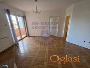 578391- Trosoban stan na Grbavici