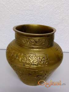 teška kvalitetna vaza - mesingana stara iz južne amerike