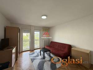 Garsonjera - 28m2 - Bulevar Oslobođenja