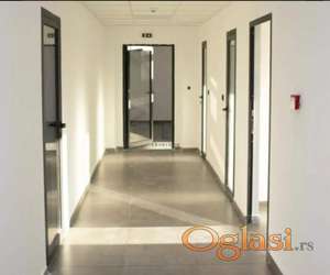 Poslovni prostor, Karaburma, 1.250 m2