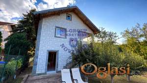 Fenomenalna kuća na potezu Mala Kamenica -138m2