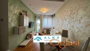 Odličan dvoiposoban stan na Grbavici