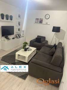 Odličan dvosoban stan