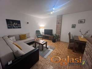  ODLIČAN DVOIPOSOBAN STAN NA LIMANU 4