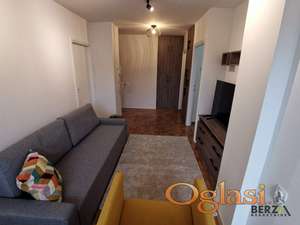  PRELEP DVOSOBAN PET FRIENDLY STAN NA BULEVARU OSLOBOĐENJA