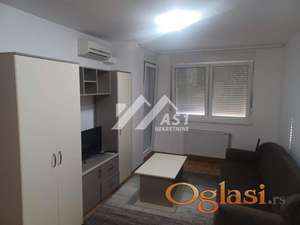 Izdajem lepu renoviranu garsonjeru na Adamovićevom Naselju !!! ID#5708