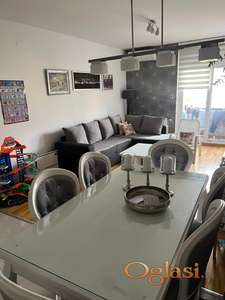 Kompletno namešten stan ! Branka Bajića