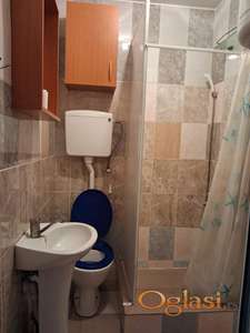 IZDAJE SE GARSONJERA U CENTRU VRANJA