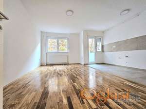 STAN - NOVI SAD - CARA DUŠANA - 43m2 - 126000 evra