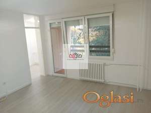 LIMAN 4 DVOSOBAN PRAZAN  STAN 400 EURA