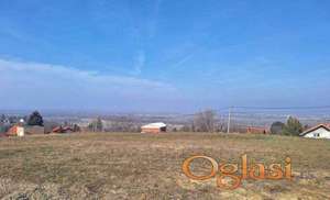 Gradjevinski plac 1100m Fruška gora Rakovac- Salaksije na vrhu TOP POGLED