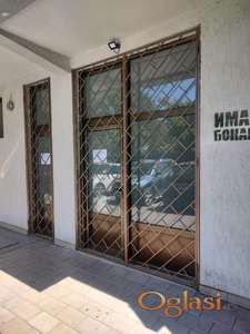 Izdaje se lokal 36m², Mičurinova 38 (prizemlje, idealno za kancelariju)