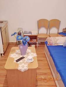 Zemun, noviji, 0.5, renoviran, bez ulaganja ID#10540