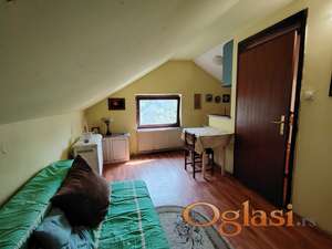 Vlasnik - Garsonjera na mirnoj lokaciji