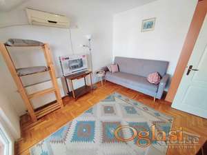 NOVI SAD - BULEVAR - 30m2 - 300 evra