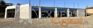 Izdaje se poslovni prostor u blizini Vladičinog Hana, 920m2