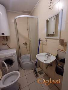 Izdajem dupleks stan u centru Uzica 30+30m2.