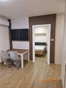 Nov, neuseljavan jednoiposoban stan sa parking mestom- Mišeluk