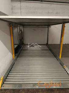 Garažno mesto u blizini Autokomande ID#25742