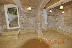 Cenar- Knez Mihajlova u blizini ID#5257