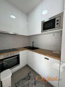 PRELEP NOV STAN U NOVOJ ZGRADI U JANKA ČMELIKA