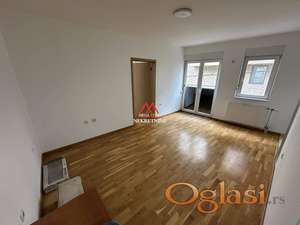 Jednoiposoban stan - 39m2 - Podbara