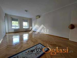 IZDAJE SE STAN NA BULEVARU ID#5997