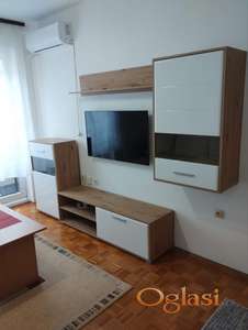 Izdajem garsonjeru na Novoj Detelinari