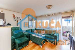 Dvoiposoban stan na Bulevaru Nemanjića