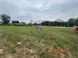 Predstavljamo vrhunski plac na odličnoj lokaciji. Idealan za investitore !!