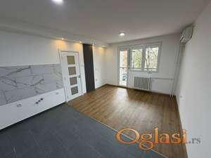 Kompletno renoviran dvoiposoban stan! Pariske Komune!