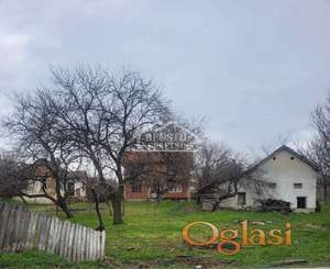 Mladenovac - Vlaška - dve kuće ID#25093