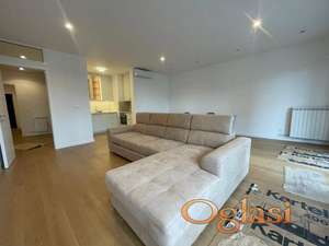 Trosoban lux sa garažnim mestom ID#1032