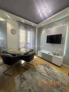 LUX porodični, 3.0, garaža ID#2826