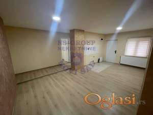 Dvosoban stan u centru Veternika