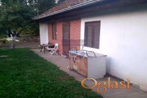 Odlicna kuca u Begecu 021-662-0001