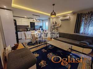 LUX renoviran, izuzetan 2.5 stan sa terasom – Blok 28, Novi Beograd ID#2282