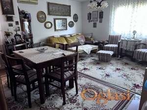 Stan, Dvosoban, 63m2, Sremska Kamenica, Centar