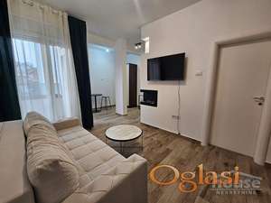 STAN - PETROVARADIN - CENTAR - 26m2 - 80000 evra