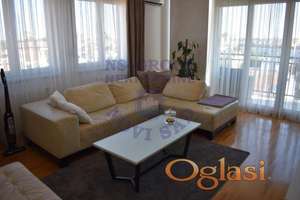 Moderan trosoban stan od 65m2 na Novom Naselju