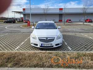 Opel Insignia Essentia 1.6 2011, 6000,00 EUR