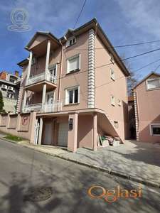 Izdavanje kuća Beograd – prostrana kuća 549 m² kod Bulevara kralja Aleksandra i Cvetkove pijace, sa četiri stana, garažom i dvorištem