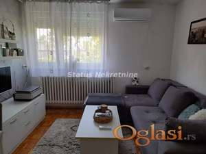 Garsonjera, 20 qm, nameštena, renovirana, sa zajedničkom prostranom terasom, Stara Detelinara