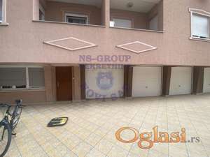 - Garaža u suterenu zgrade - Bulevar oslobođenja -