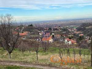 Odličan plac sa prelepim pogledom na Novi Sad.