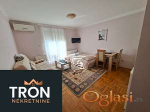 Komforna garsonjera na 300m od pijace - 31m2