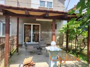 Futog-Dvojna Porodična kuća 100 m2 u blizini Sportskog Centra i Bazena-065/385 8880