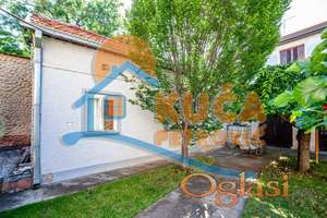 Prizemna  kuća  u  Medoševcu, 147 m2 sa garažom, na  placo  oko  280 m2