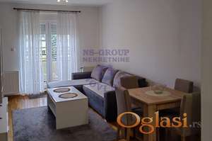 Odličan, komplet namešten stan na Socijalnom.