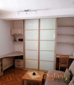 NAMEŠTEN JEDNOIPOSOBAN STAN NA STAROJ DETELINARI